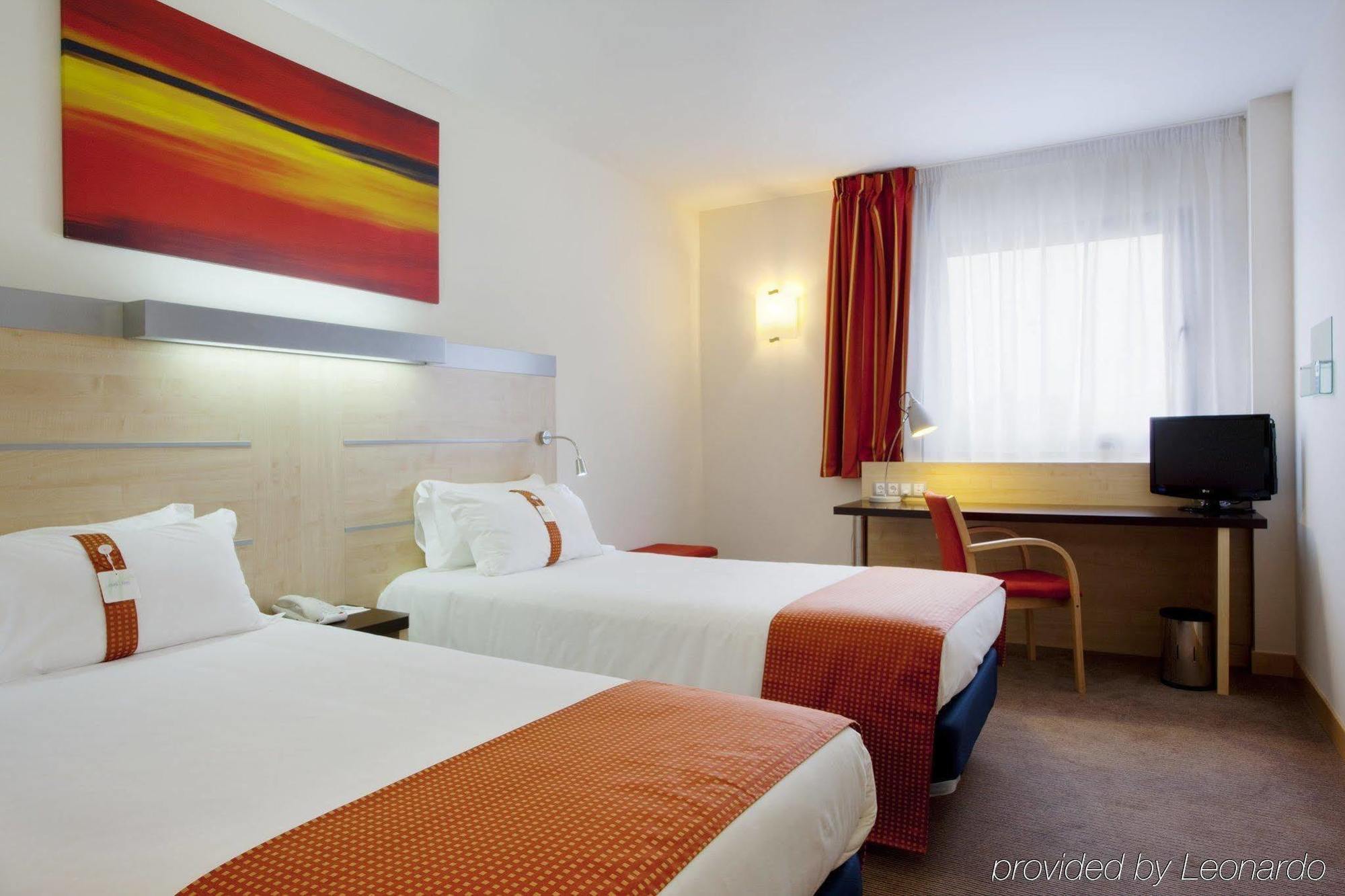 Holiday Inn Express Vitoria, An Ihg Hotel Номер фото